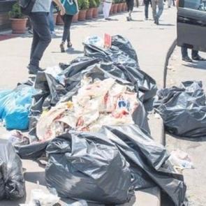 CHP'li belediyeye isyan! &Ccedil;&ouml;p dağları sokağa taştı