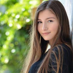 İlayda Akdoğan kimdir? Aslen nereli ve ka&ccedil; yaşındadır?