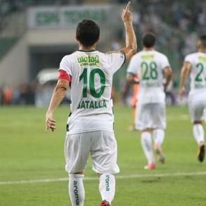 Timsah'tan son dakika vurgunu!