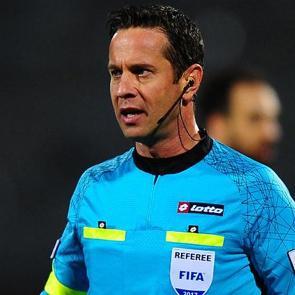 UEFA'dan T&uuml;rk hakeme b&uuml;y&uuml;k şok!
