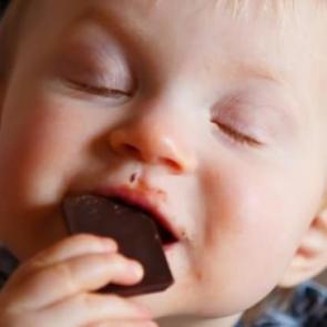 Aşırı şeker ve &ccedil;ikolata t&uuml;ketimine dikkat!