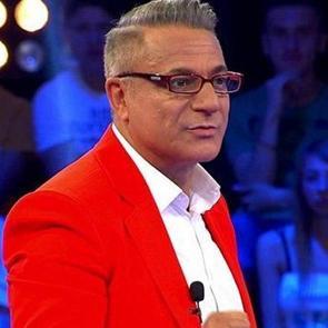 Sette taciz iddiası! Mehmet Ali Erbil diziden kovuldu