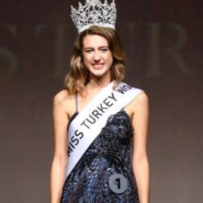 15 Temmuz şehitleri ile alay eden Itır Eser'in tacı geri alındı! (Miss Turkey)