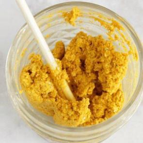 Yaşa bağlı lekelerden bu maskeyle kurtulun!