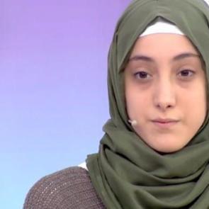 &Uuml;nl&uuml; ismin kızı canlı yayında babasına seslendi