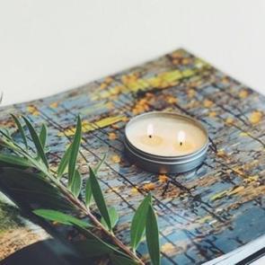 S&uuml;r&uuml;lebilen losyon mumlar artık T&uuml;rkiye'de