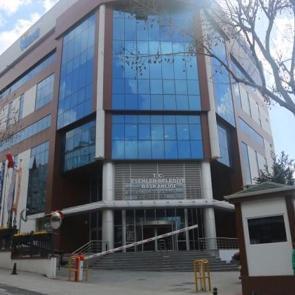 60 &uuml;lke Esenler'e geliyor