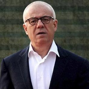 Ertuğrul &Ouml;zk&ouml;k kimdir? Aslen nereli ve ka&ccedil; yaşındadır?