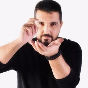 'Etrafımızda 'bilmiyorum' diyemeyen insanlar var'