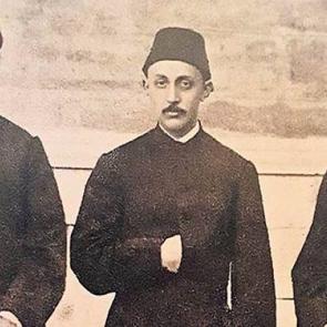 Sultan'ın cenazesinde dikkat &ccedil;eken detay