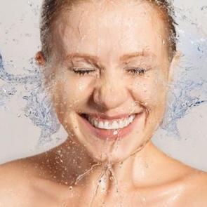 Y&uuml;z temizleme nasıl yapılır? Y&uuml;z temizlemede en &ccedil;ok yapılan hatalar!