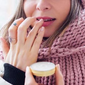 &Ccedil;ikolatalı dudak nemlendirici nasıl yapılır?