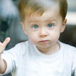 Bebeklerde otizm belirtileri neler?