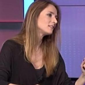 &Uuml;nl&uuml; balerin markette hırsızlık yaparken yakalandı