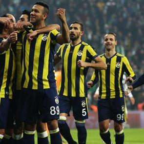Fenerbah&ccedil;e adım adım zirveye!