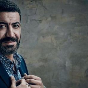 &Uuml;nl&uuml; sanat&ccedil;ıdan k&ouml;t&uuml; haber! Hastaneye kaldırıldı