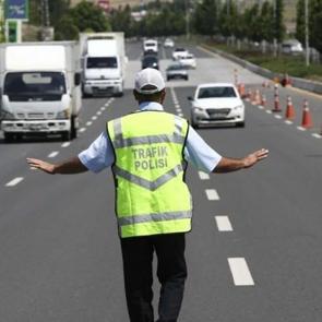 Ara&ccedil; sahipleri dikkat: 715 TL cezası var