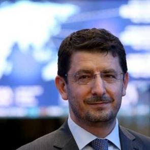 Karadağ: Blockchain yakından takip edilmeli