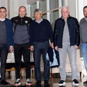 Lucescu, Bursaspor kampını ziyaret etti