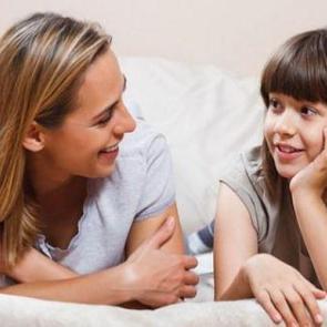 İlk defa regl olan kız &ccedil;ocuklarına ne anlatılmalı?