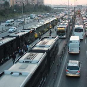 Bunu yapan metrob&uuml;se 2 katı fiyat &ouml;der