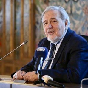 Ortaylı: Abd&uuml;lhamid padişah olmasaydı...