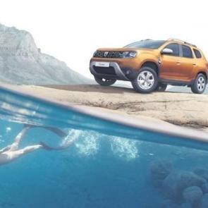 G&ouml;z&uuml; abisinin koltuğunda