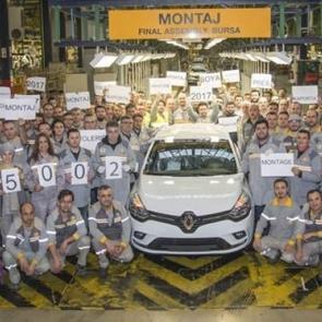 Dakikada bir otomobil &uuml;retiyorlar