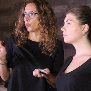 Hamiyet Akpınar'dan makyaj t&uuml;yoları