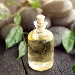 Ev yapımı akne karşıtı sprey nasıl yapılır?