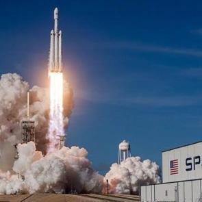 SpaceX kargo kaps&uuml;l&uuml; uzaya fırlatıldı