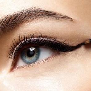 Eyeliner &ccedil;ekme y&ouml;ntemleri nelerdir?