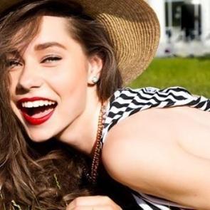 Sıcak havalara dayanıklı makyaj nasıl yapılır?