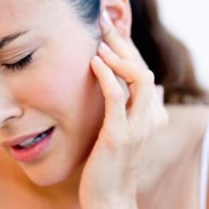 Kulakta sivilce neden &ccedil;ıkar ve nasıl ge&ccedil;er?