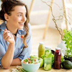 Yemek saati kiloyu etkiler mi?