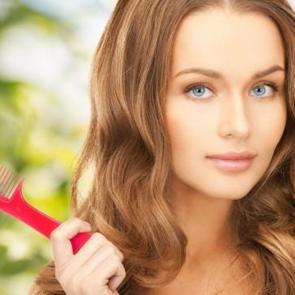 Bıldırcın yumurtası ile sa&ccedil; g&uuml;rleştirme maskesi