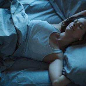 Uyurken kilo vermek m&uuml;mk&uuml;n m&uuml;?