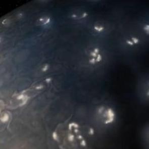 J&uuml;piter'deki şimşeklerin sırrı &ccedil;&ouml;z&uuml;ld&uuml;