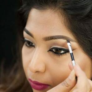 Doğru kaş rengi nasıl bulunur?