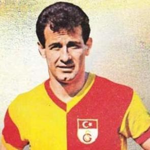Metin Oktay'ın 63 yıllık rekorunu 1. Lig ekibinin golc&uuml;s&uuml; kırdı!