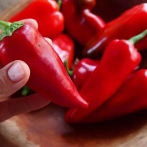 Kırışıkları gideren acı biber maskesi