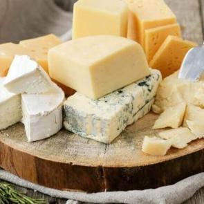 Peynir kilo aldırır mı? 1 dilim peynirin kalorisi ne kadardır?