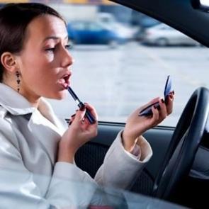 Okula giderken nasıl makyaj yapılır?