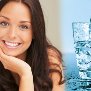 Su i&ccedil;erek nasıl kilo verilir? 1 haftada 7 kilo zayıflatan su diyeti! A&ccedil; karna su i&ccedil;erseniz...