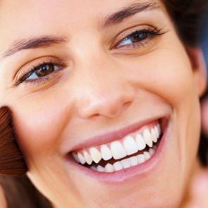 Şeftali tonu allık &ouml;nerileri