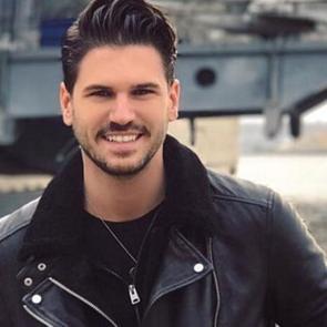 Tolgahan Sayışman eşi Almeda Abazi ile  alışveriş merkezinde g&ouml;r&uuml;nt&uuml;lendi!