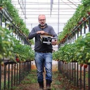 Serasından toprağı &ccedil;ıkardı! Gelirini 5'e katladı