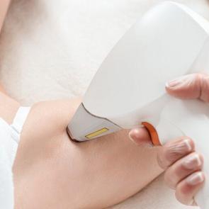 Alexandrite Lazer epilasyon y&ouml;ntemi nasıl uygulanır? 