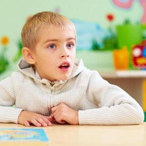 2 Nisan Otizm D&uuml;nya Farkındalık G&uuml;n&uuml;! Otizm belirtileri neler?