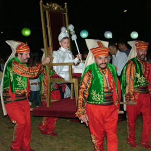 S&uuml;nnet kınası nedir? S&uuml;nnet kınası nasıl yakılır?